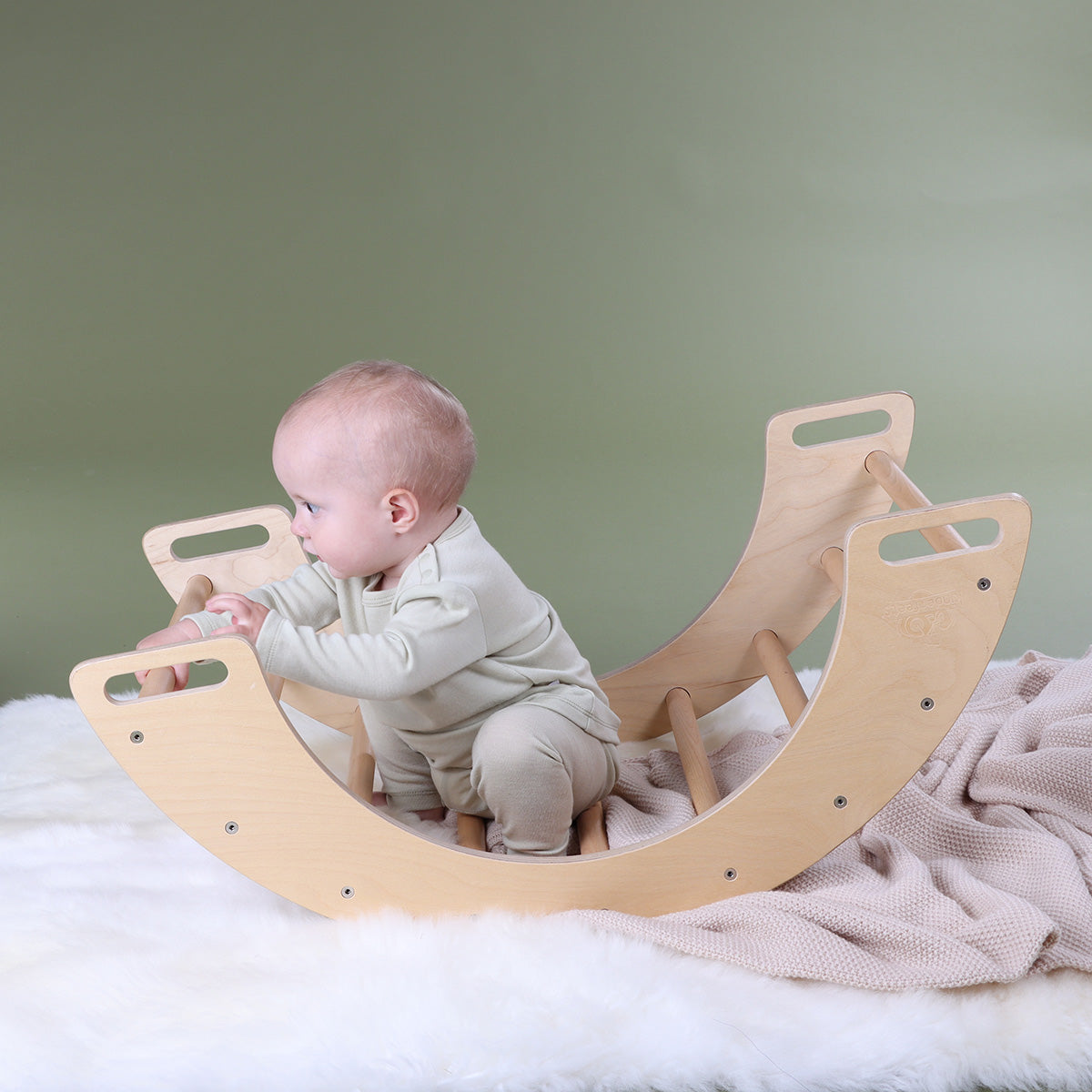 Baby rocking in kinderfeets climbing and rocking arch