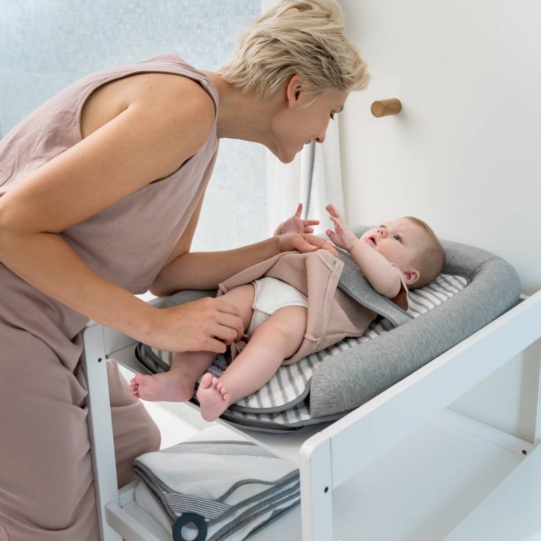 Doomoo Cosy Care Changer - doomoo - Dimples