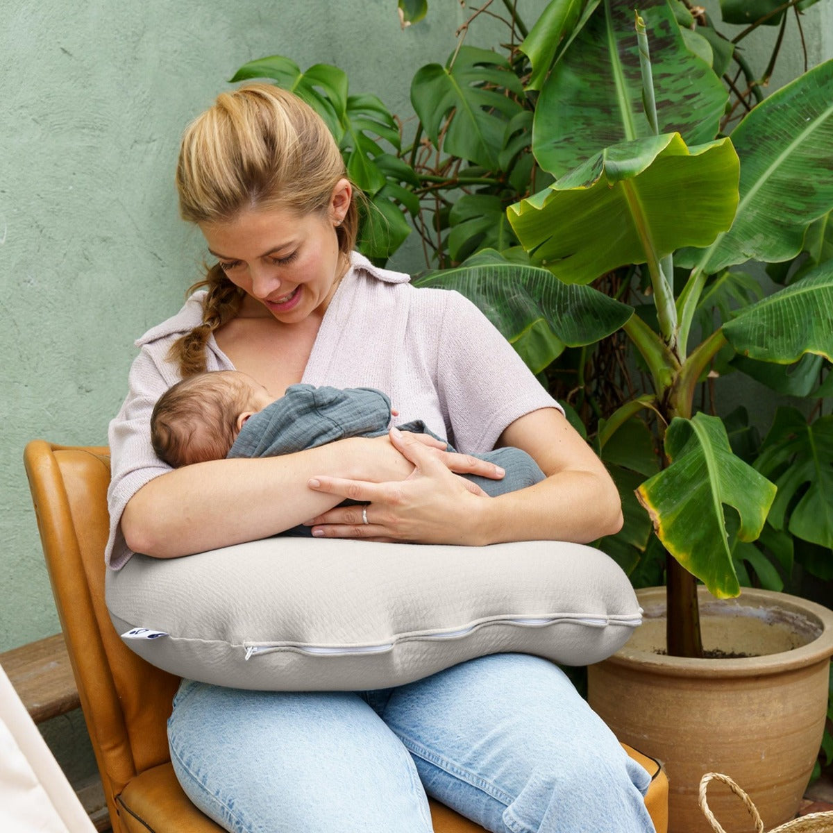 Doomoo Softy Feeding Pillow - doomoo - Dimples
