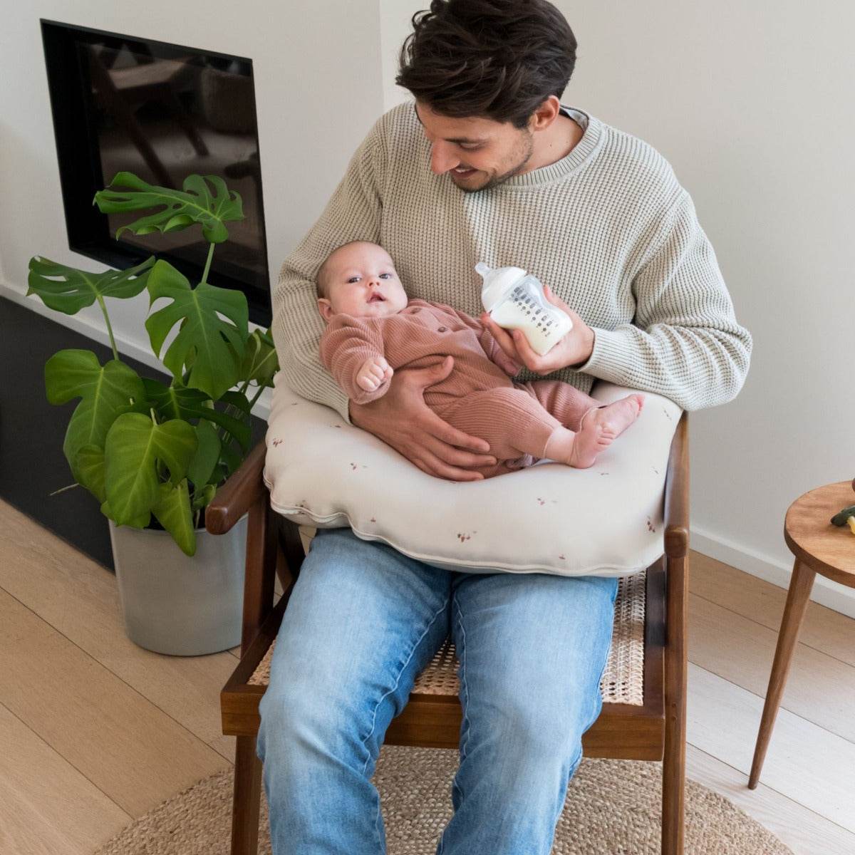 Doomoo Softy Feeding Pillow - doomoo - Dimples
