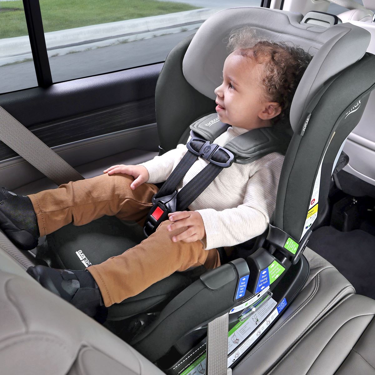 Britax Poplar Carseat in Glacier Graphite with Child