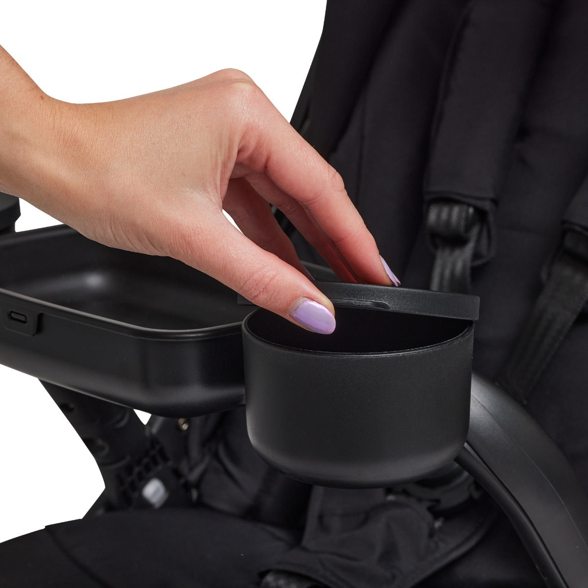 Women removing the lid from the Edwards & Co Lucci Stroller Snack Tray