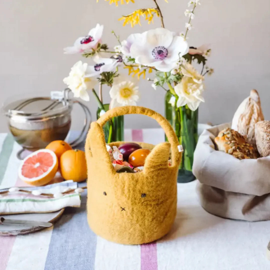 Gry & Sif easter bunny basket in ochre yellow on table