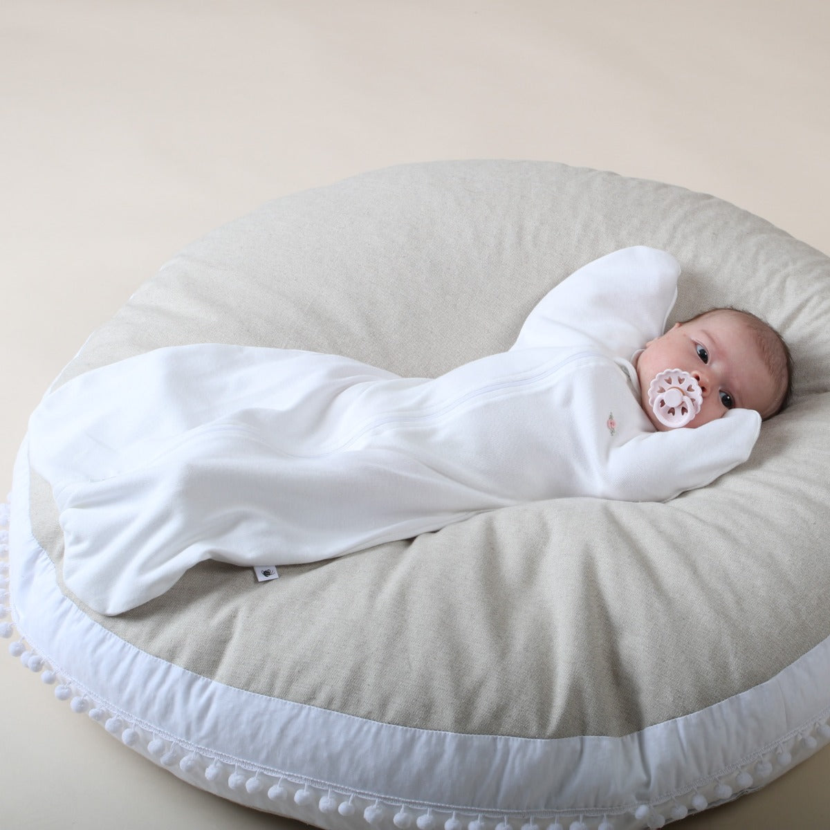 cotton sleep pod white rose dimples lifestyle shot