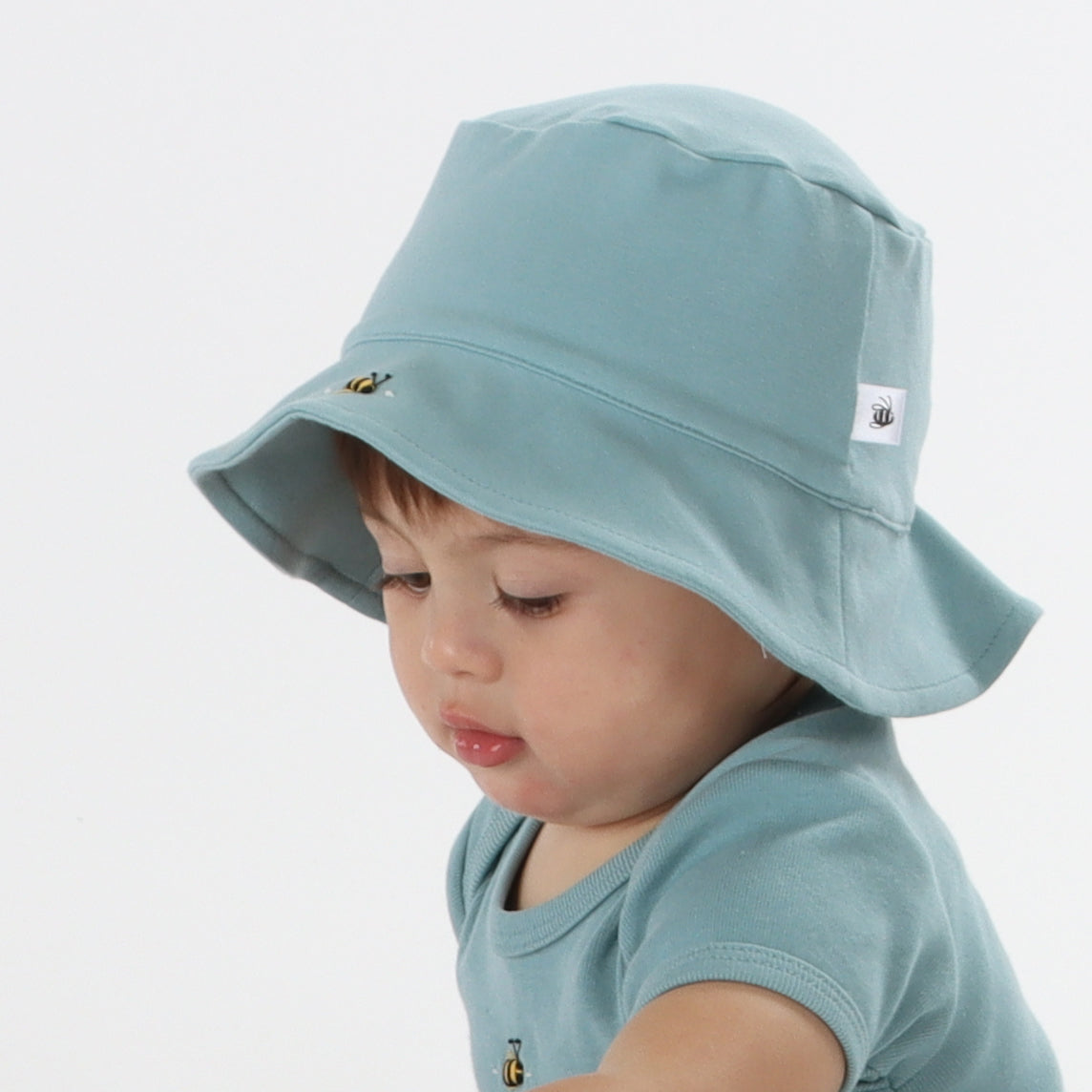 Cotton Sunhat with bee embroidery