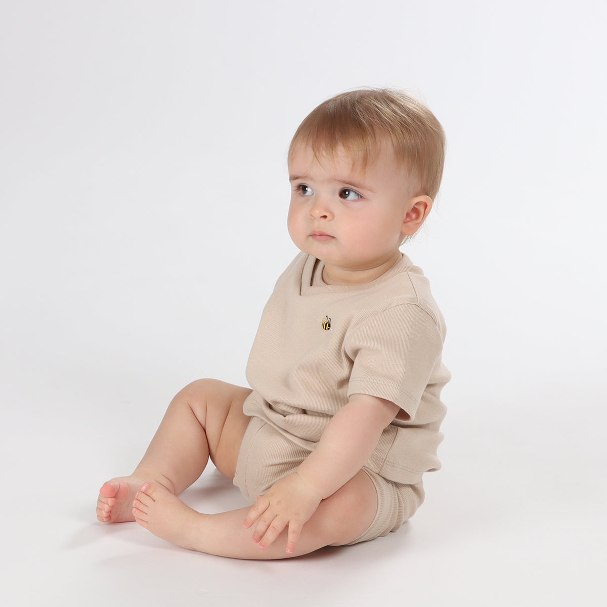 little girl wearing little bee cotton t-shirt pairing it with shorts