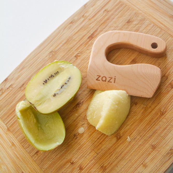 Wooden kid friendly knife from Zazi