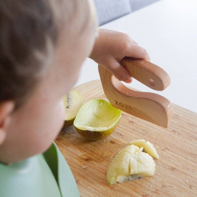 Wooden kid friendly knife from Zazi