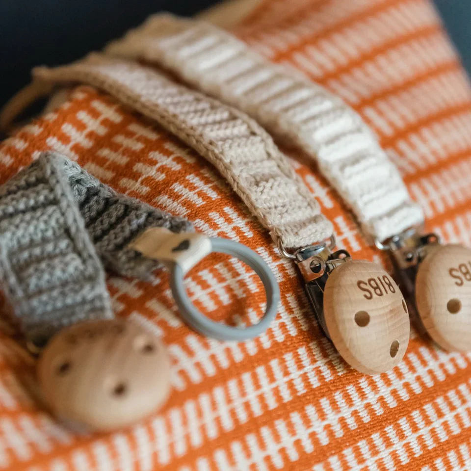 Pacifier Clip Knitted - BIBS - Dimples