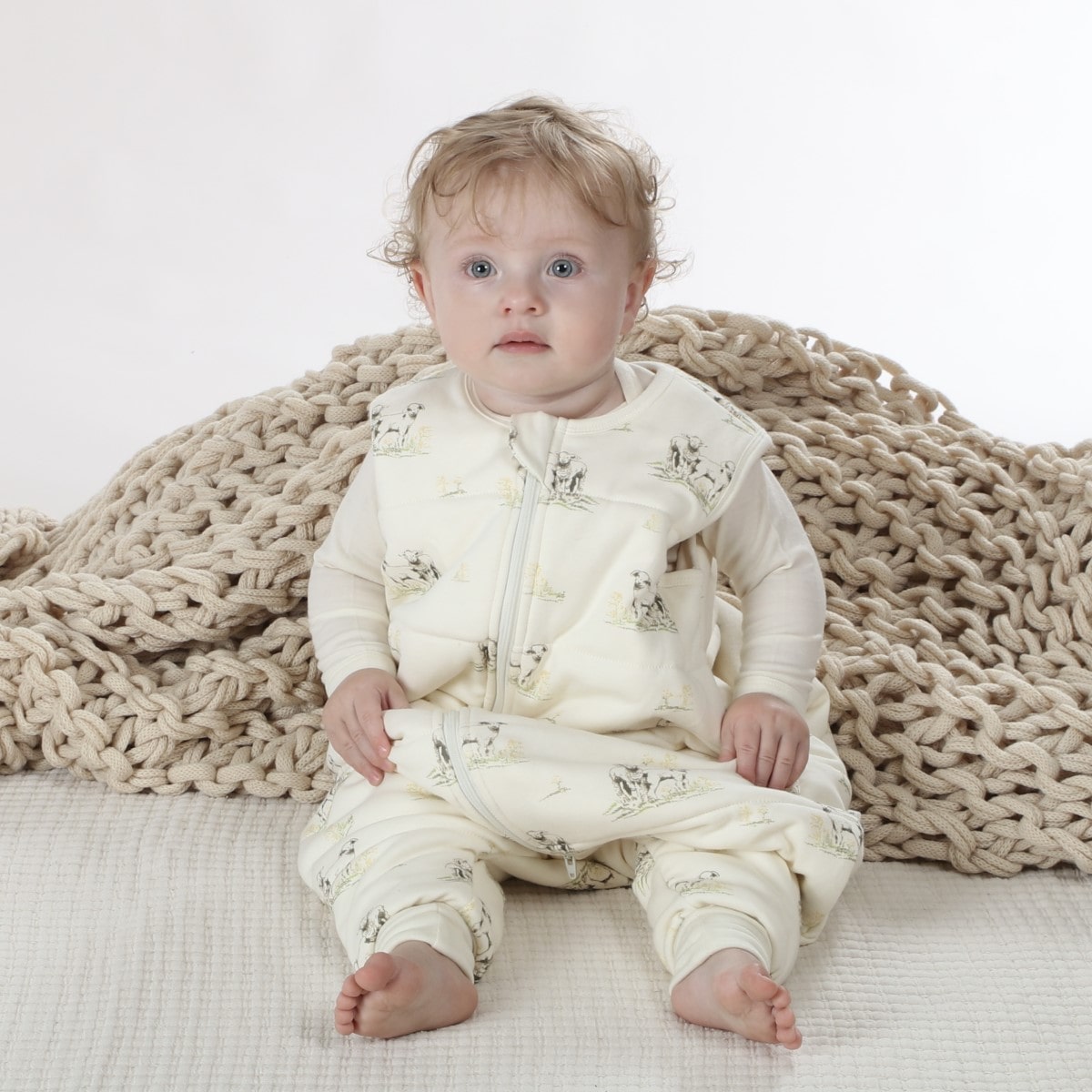 Little bee Duvet sleepwalker in Lamb on baby