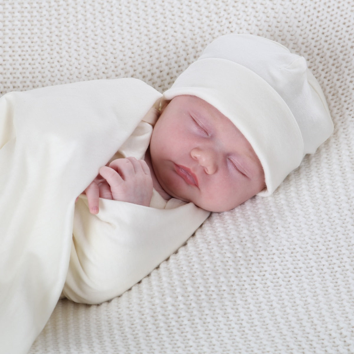 Little bee by Dimples merino beanie in cream