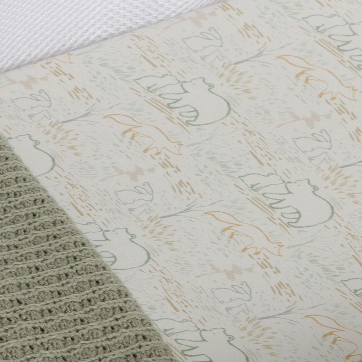 Fitted Bassinet Sheet - Little Bee by Dimples - Dimples