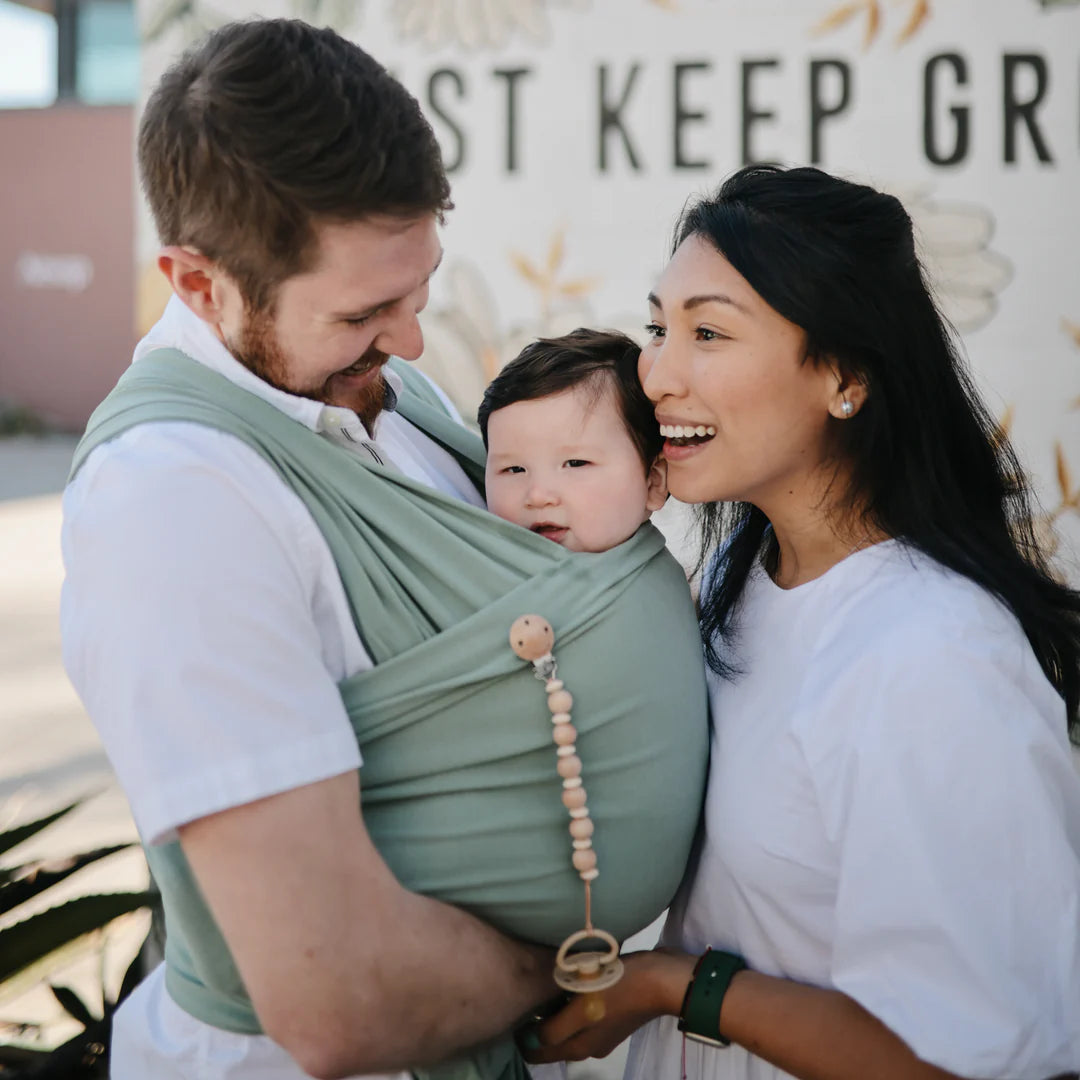 Mushie Luna Pacifier Clip in natural wood  Lifestyle