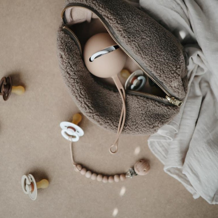 Mushie Pacifier Holder