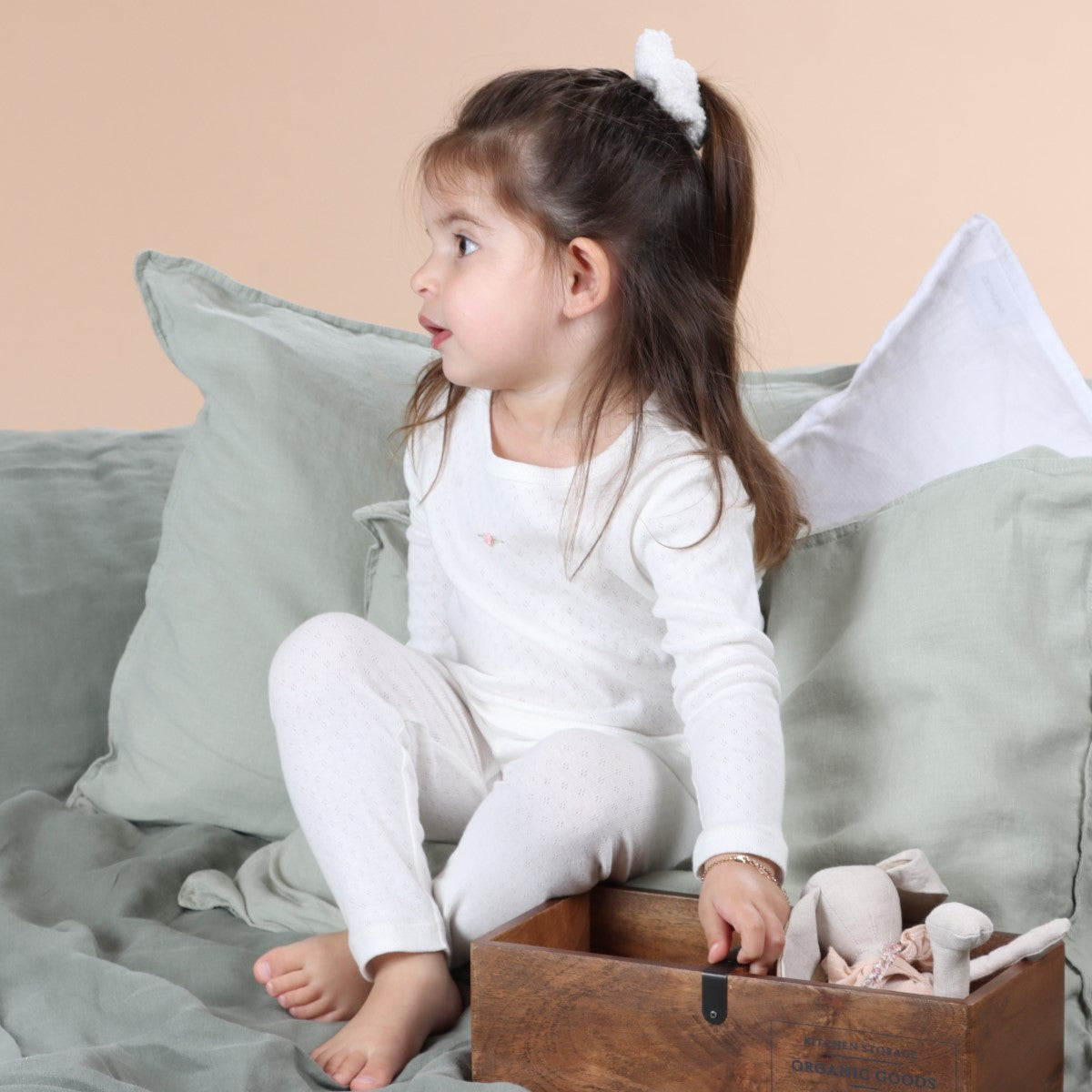 Dimples Cotton Pyjamas white rose on girl