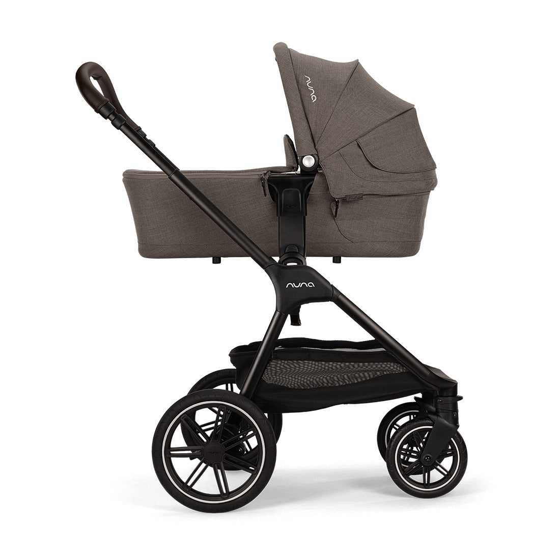 Carry cot attached with Nuna Triv Lx stroller