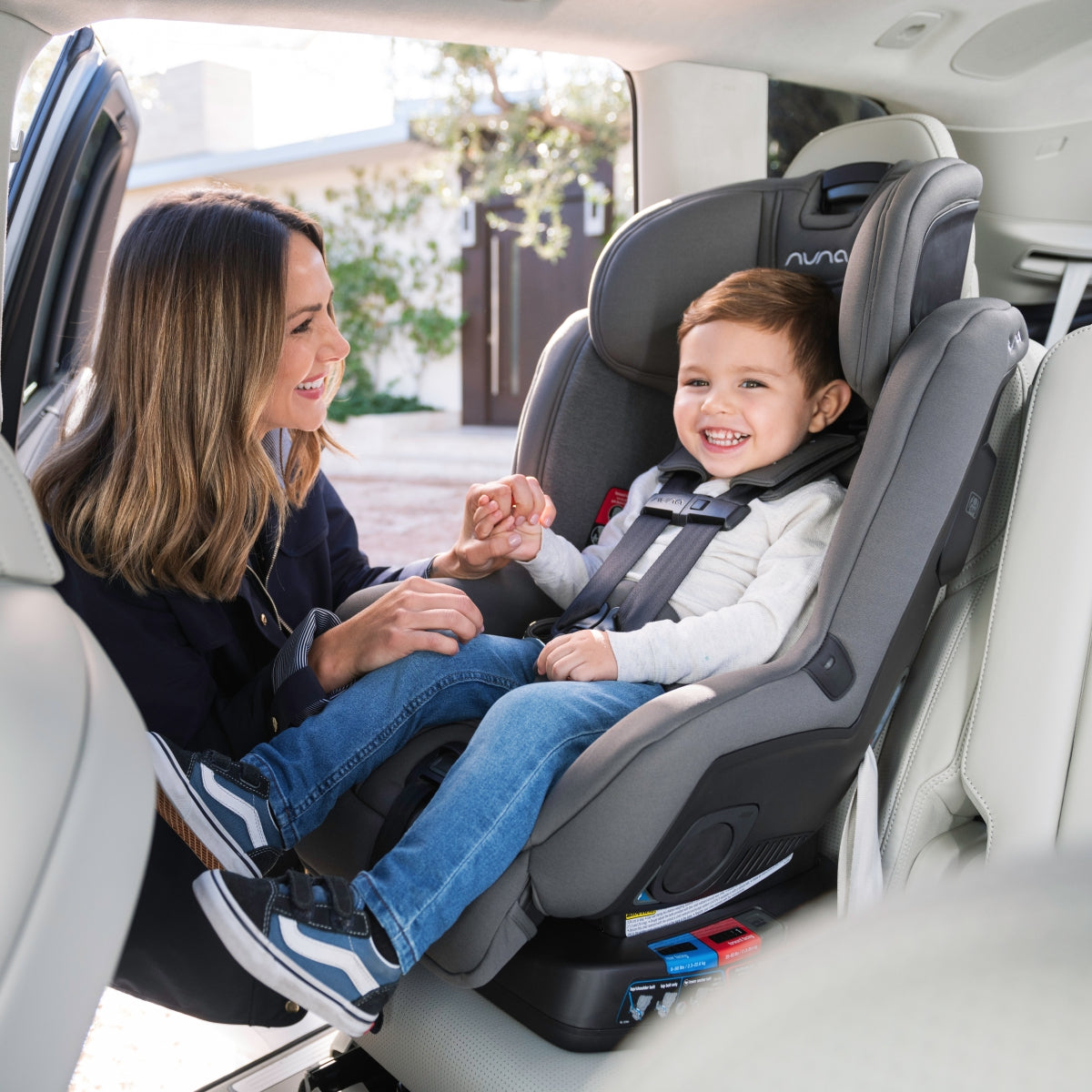 Nuna Rava Carseat capsule in granite life style Shot 3