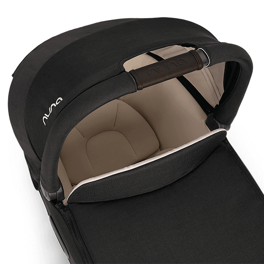 Nuna Cari Next car seat capsule in caviar handle close up