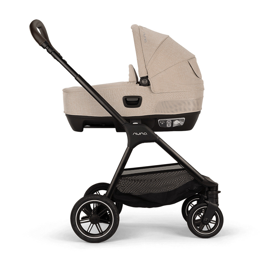 Nuna Cari Next Biscotti attached on a stroller
