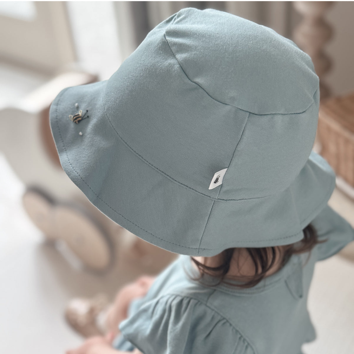 Cotton Sunhat with bee embroidery
