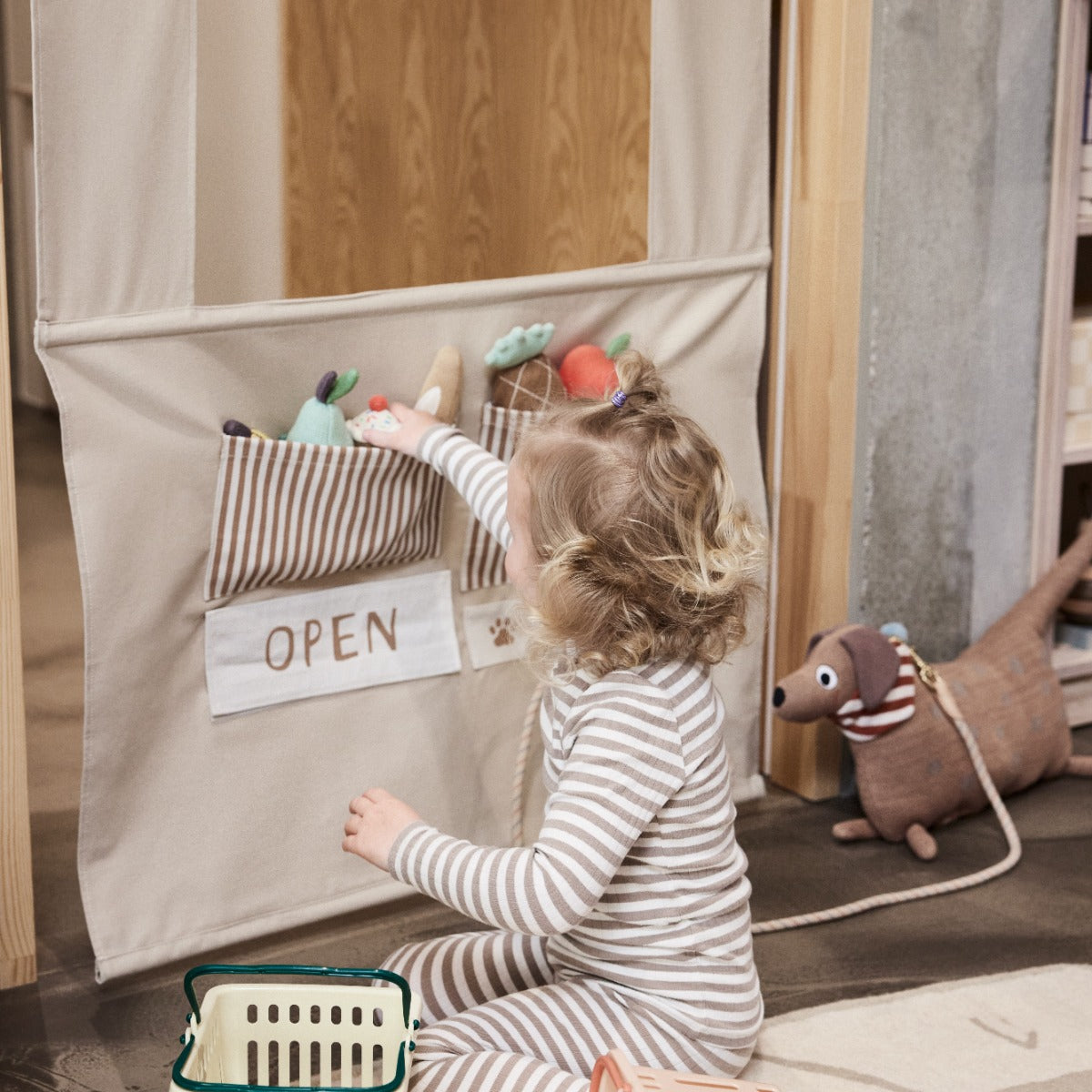 Yummy mini store lifestyle shot