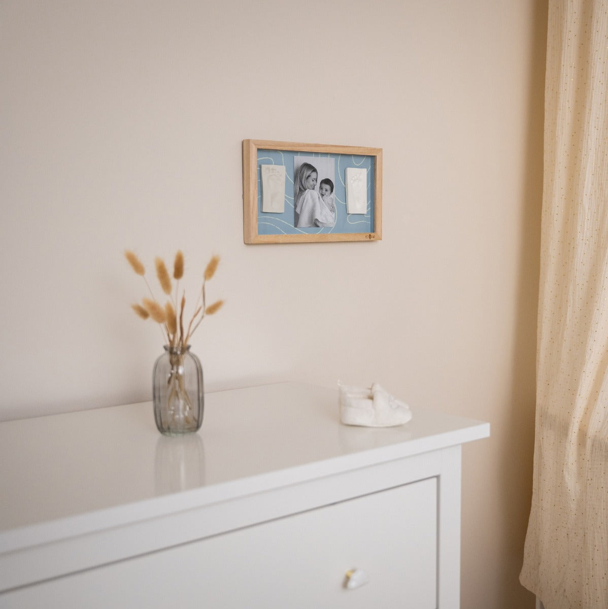 Petit Artichaut  2 Print Frame - Blue Abstract hanging on the wall 