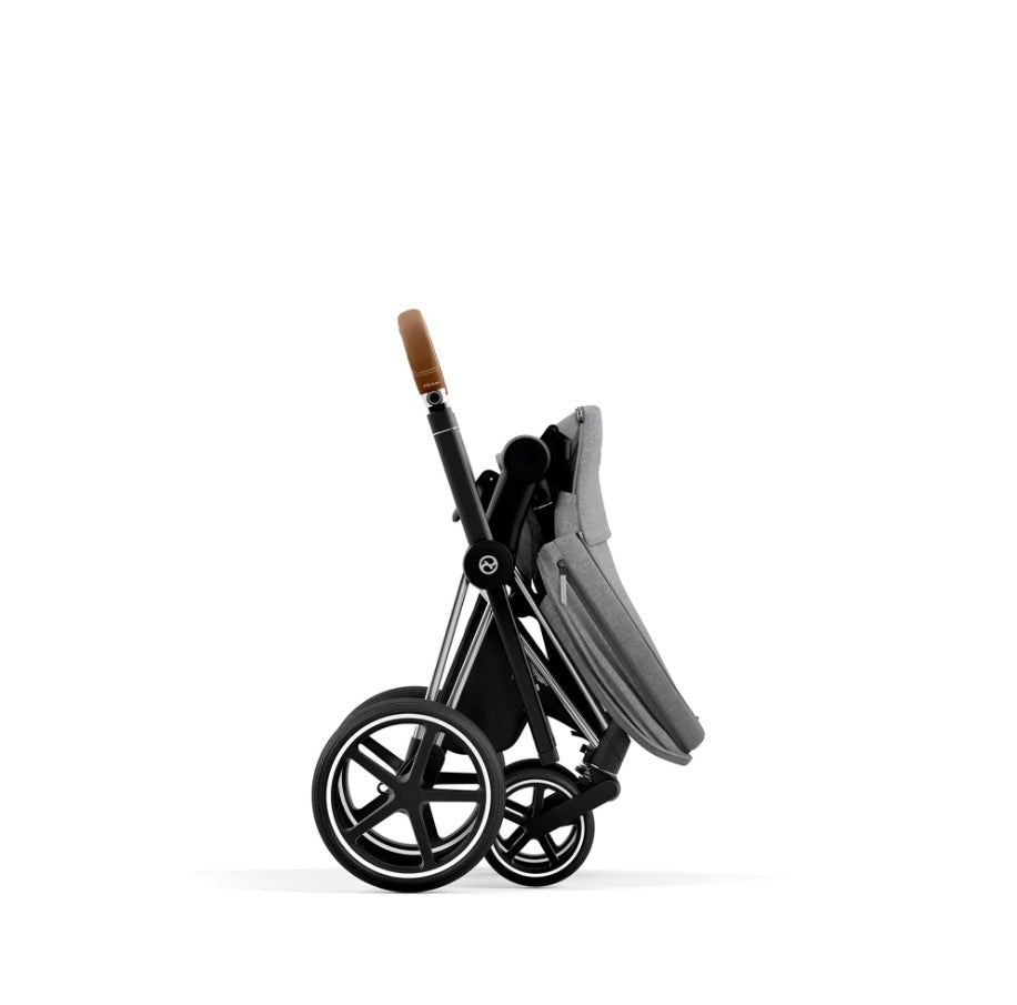 Priam Pram 2022. Rose Gold + Manhattan Grey Plus folded standing