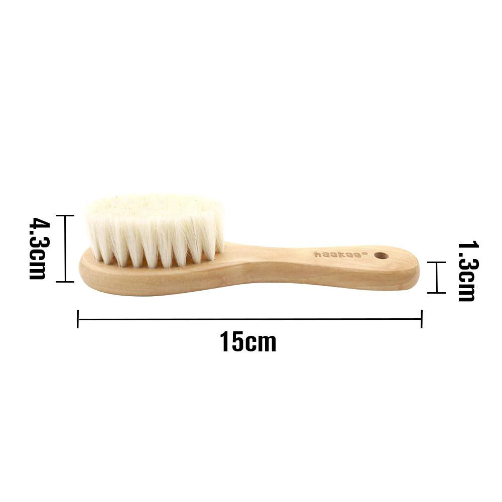 Baby Hair Brush from Haakaa dimensions
