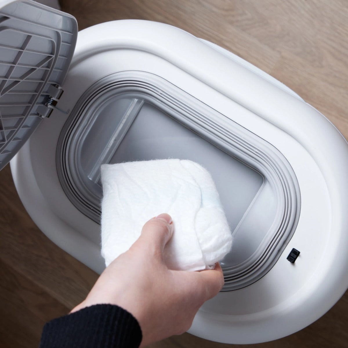 Shnuggle Eco touch Nappy Bin 
