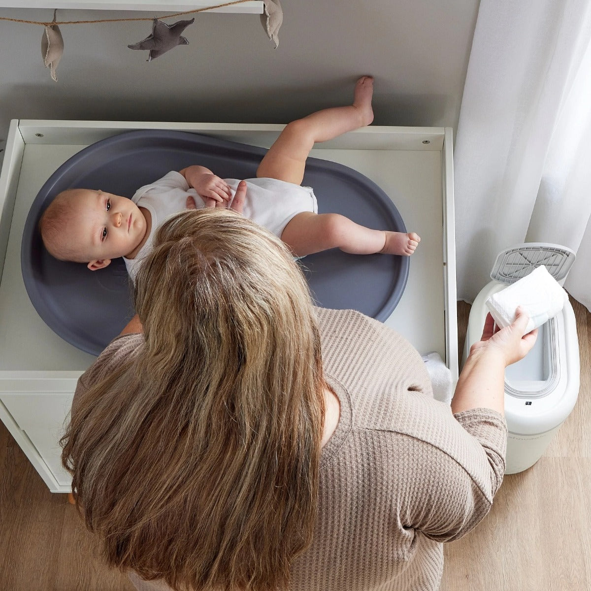 Shnuggle Eco touch Nappy Bin 
