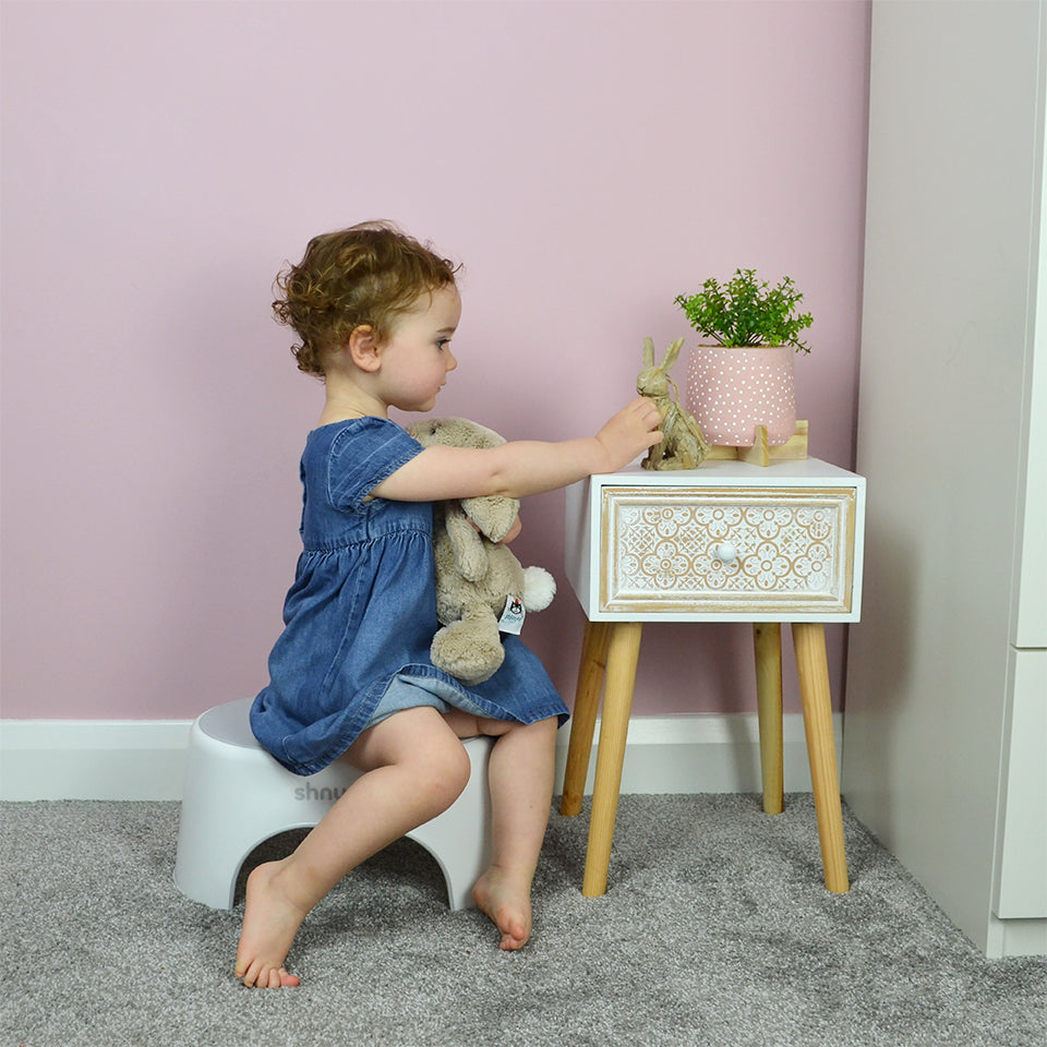 Shnuggle Step Stool - Shnuggle - Dimples