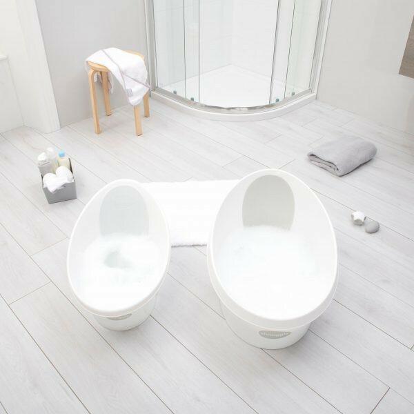 Shnuggle toddler bath in white grey size comparison