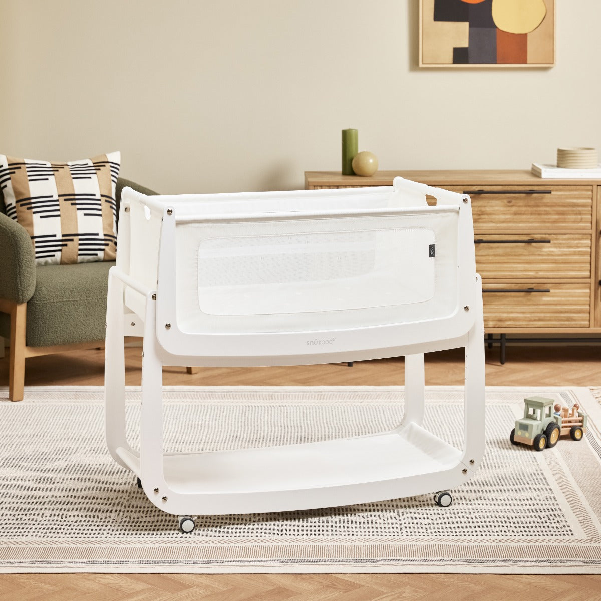 Snuzpod 5 White Wood Frame Bedside Baby Crib
