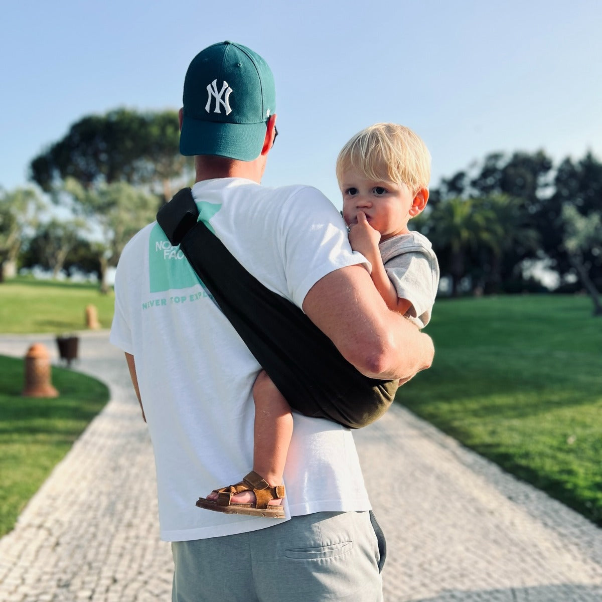 Wildride Toddler Carrier in Army Green