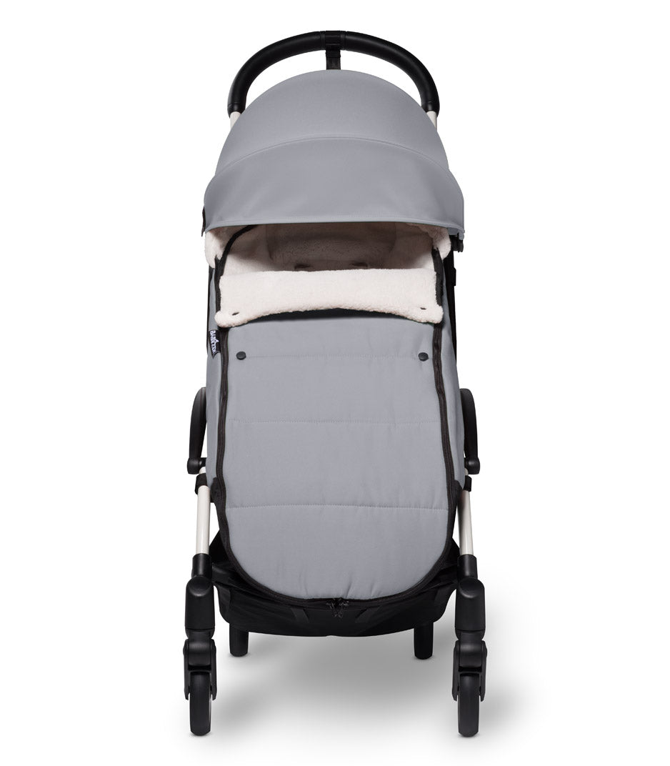 YOYO footmuff in stone on stroller