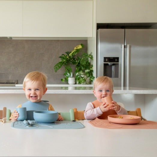 Baby drinking water from zazi clever cup